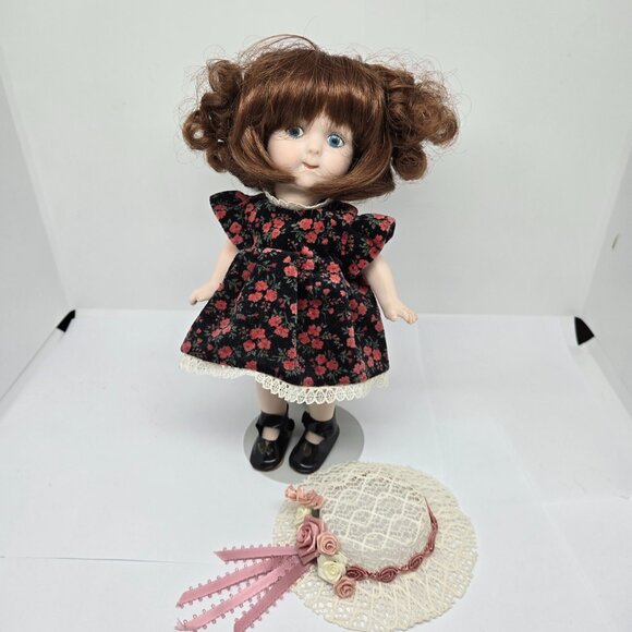 Vintage Armand Marseille D. R. G. M. Germany 243 Porcelain Doll, 8.5" w/ Stand - Picture 5 of 12